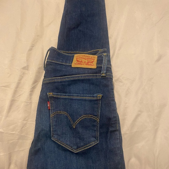 Levi’s 720 dark wash - Picture 3 of 3